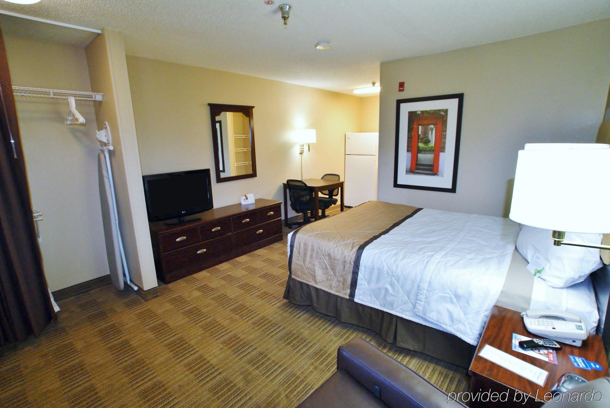 Extended Stay America Select Suites - Columbia - Ft Jackson Exterior photo
