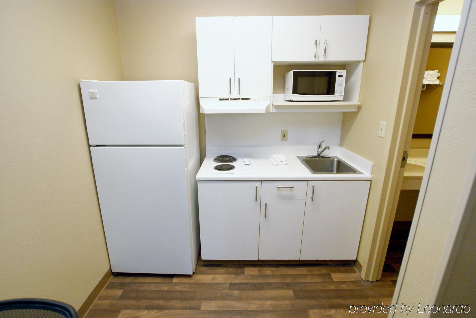 Extended Stay America Select Suites - Columbia - Ft Jackson Exterior photo